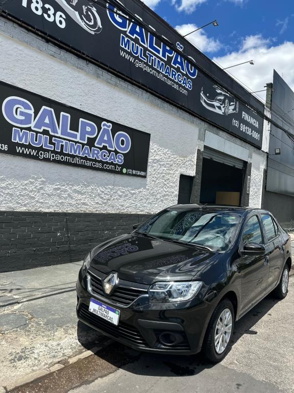 RENAULT Logan - Foto