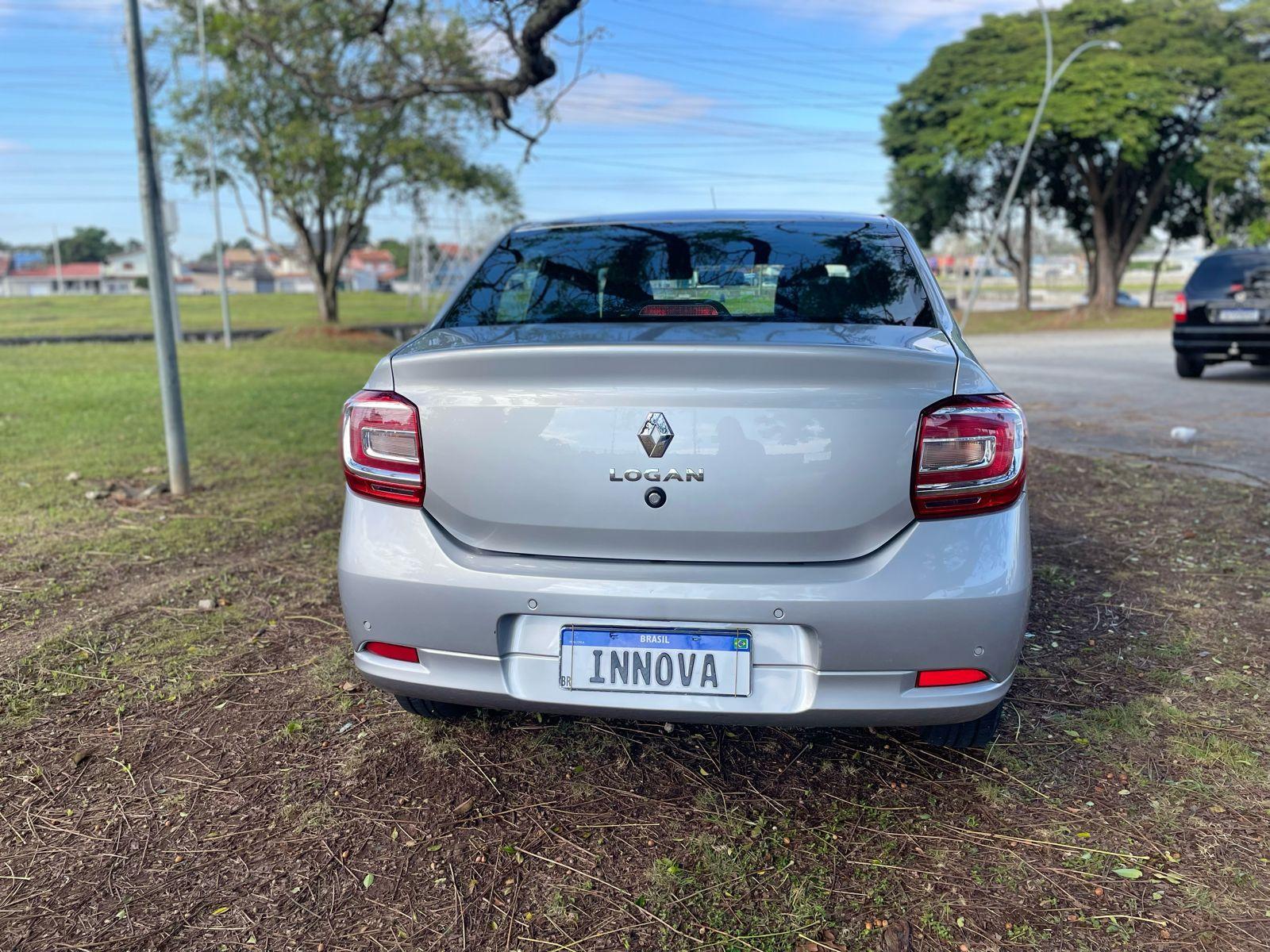 RENAULT Logan - Foto