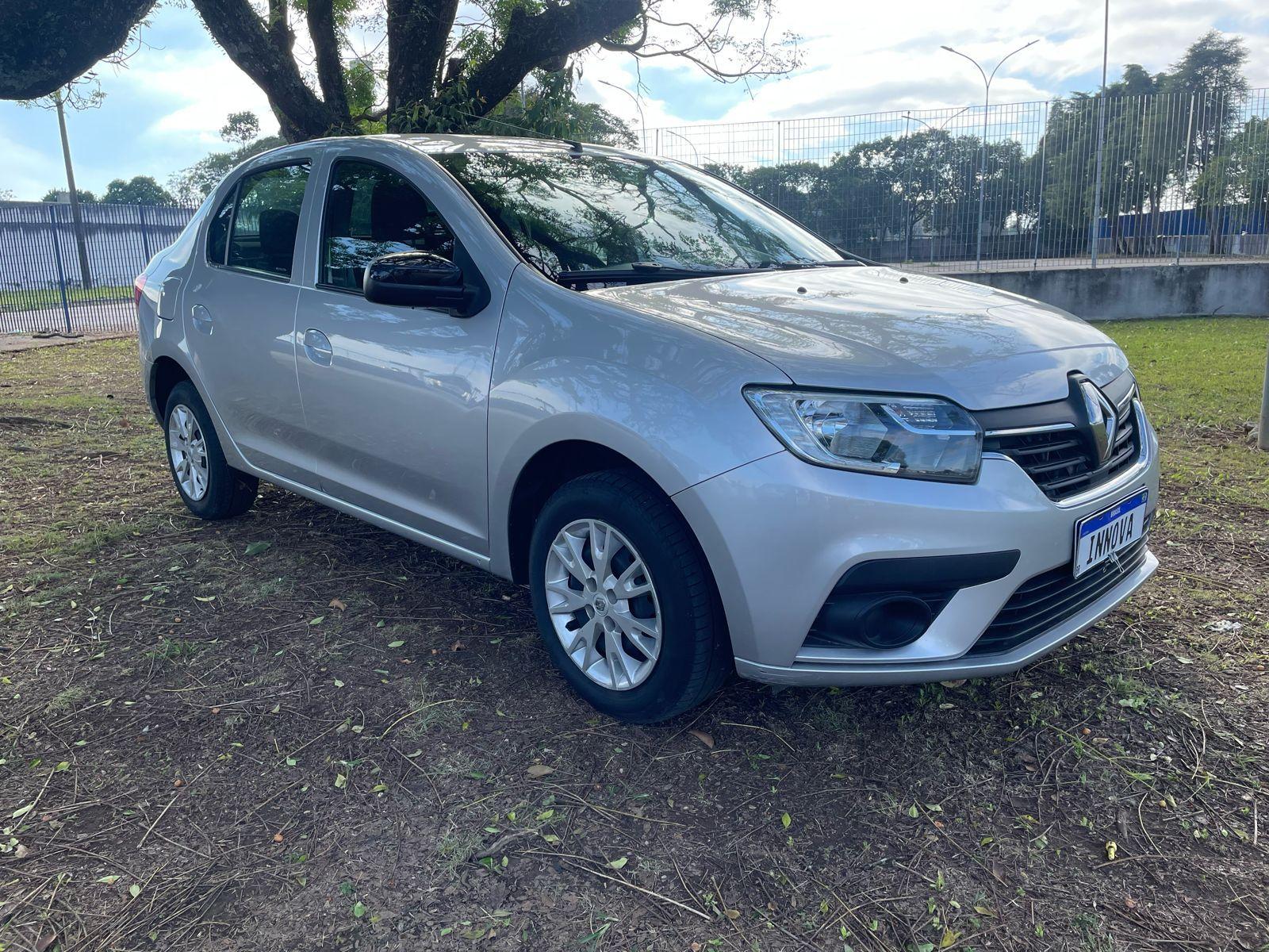 RENAULT Logan - Miniatura