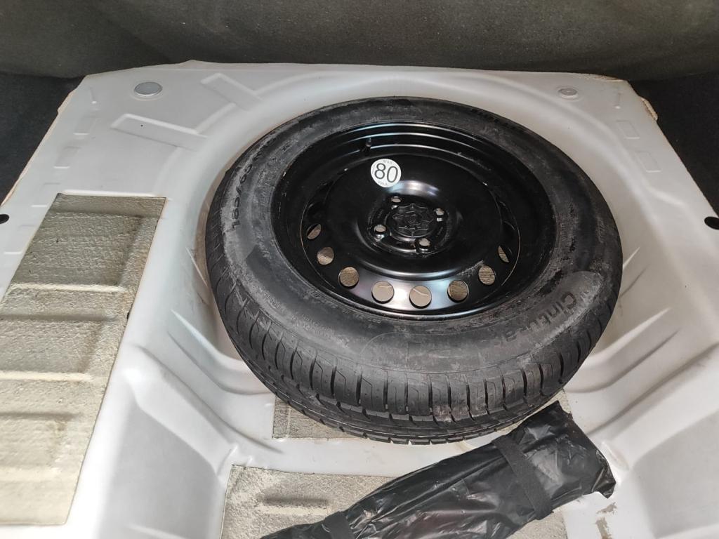 RENAULT Logan - Foto