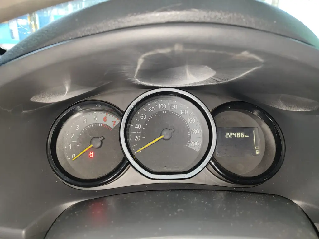 RENAULT Logan - Foto