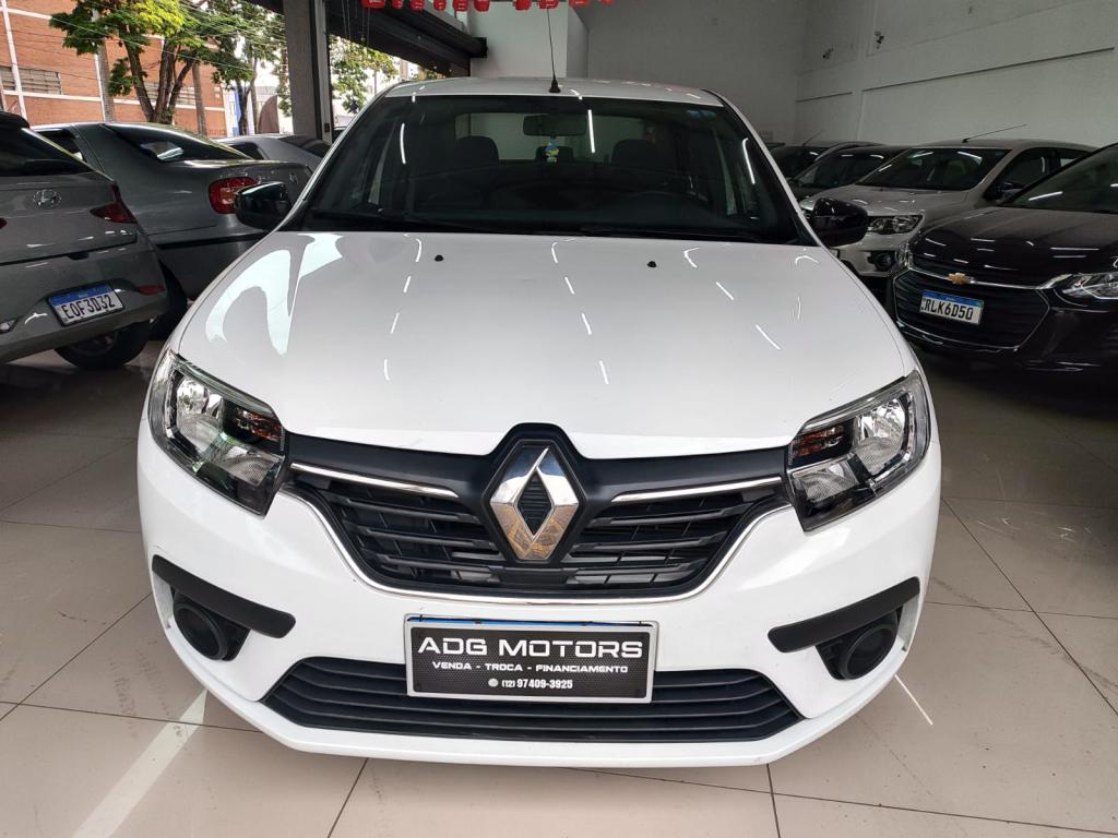 RENAULT Logan - Foto