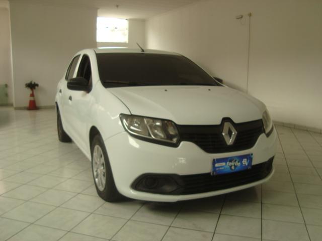 RENAULT Logan - Foto
