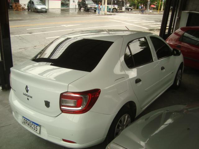 RENAULT Logan - Foto