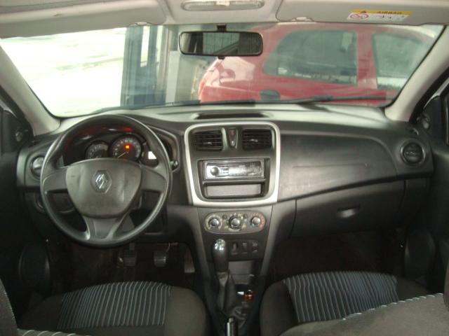 RENAULT Logan - Foto