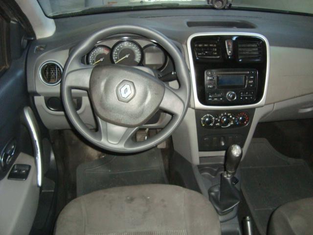 RENAULT Logan - Foto