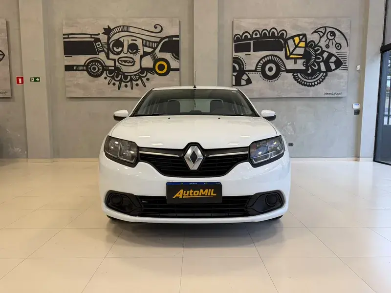 RENAULT Logan - Foto