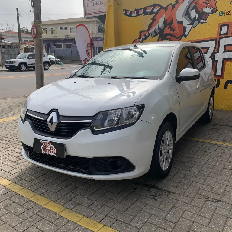 RENAULT Sandero