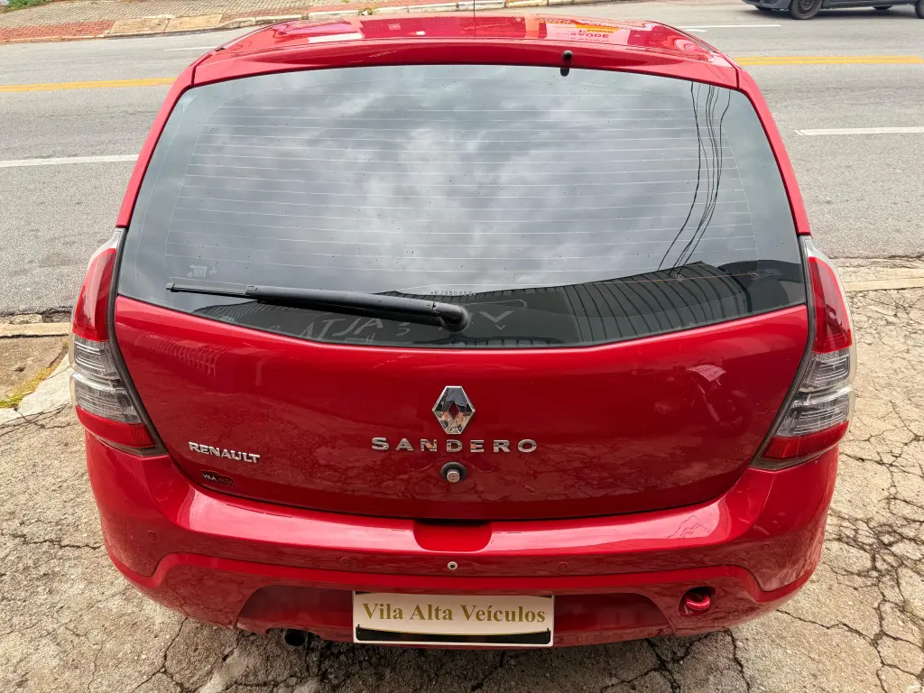 RENAULT Sandero - Foto