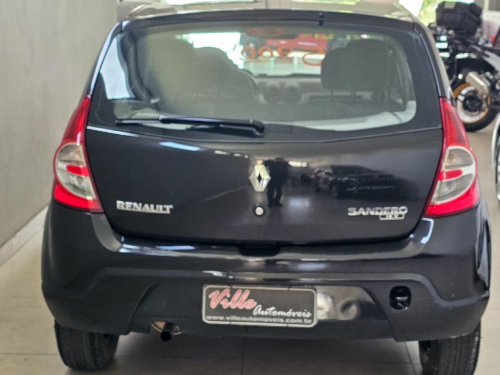 RENAULT Sandero - Foto