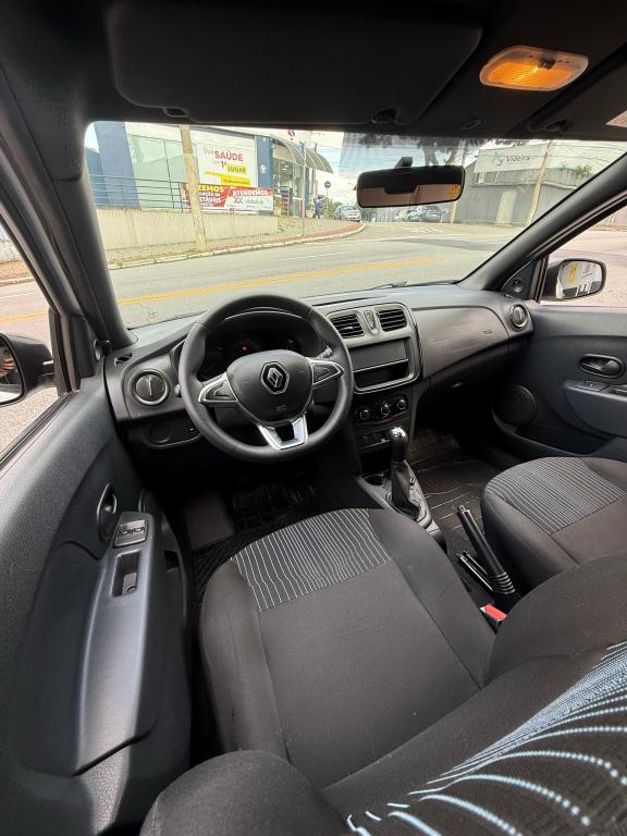 RENAULT Sandero - Foto