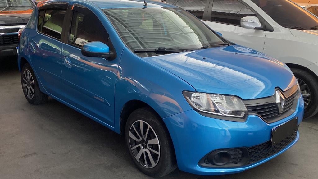 RENAULT Sandero - Foto