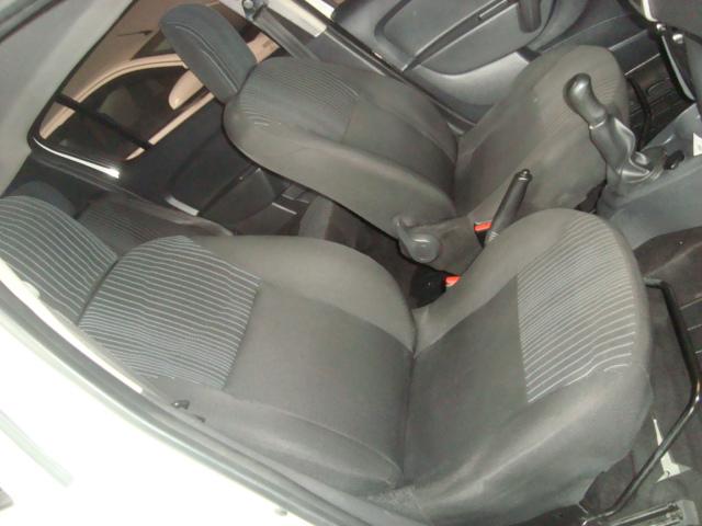 RENAULT Sandero - Foto
