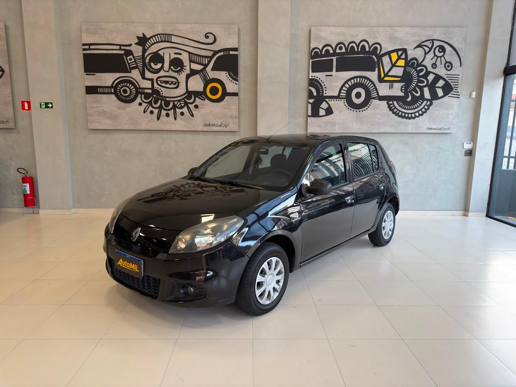 RENAULT Sandero - Foto