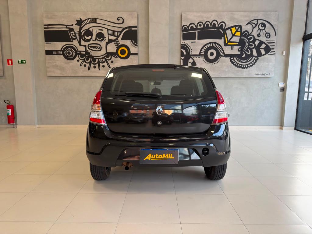 RENAULT Sandero - Foto