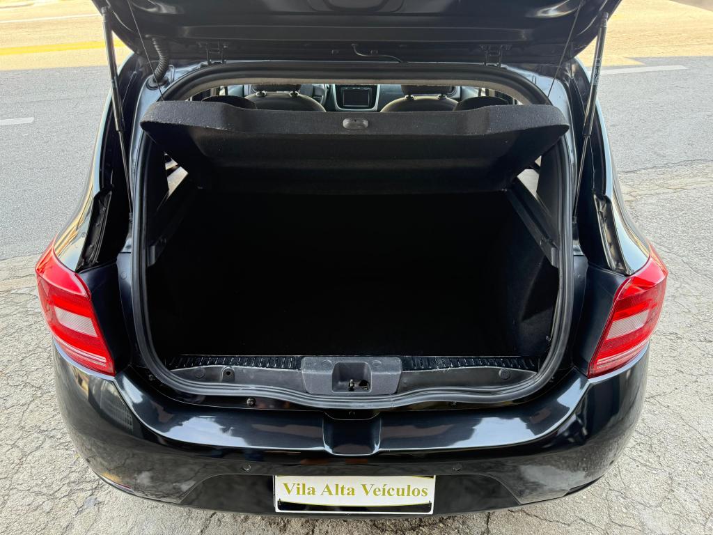 RENAULT Sandero - Foto