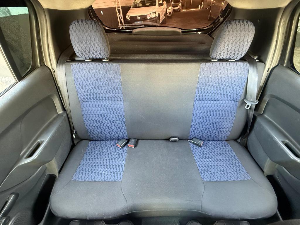 RENAULT Sandero - Foto