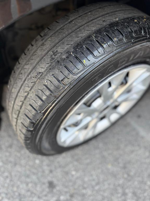 RENAULT Sandero - Foto