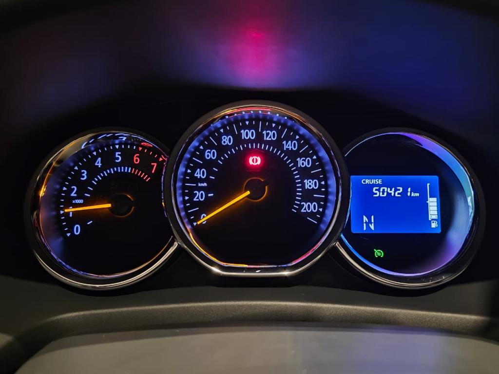 RENAULT Sandero - Foto