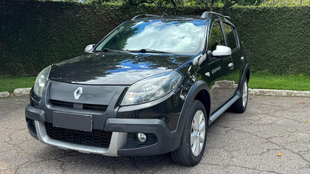 RENAULT Sandero - Foto