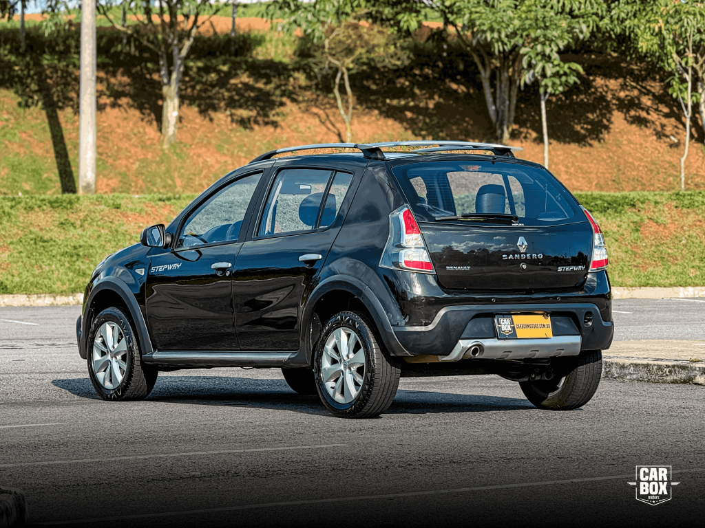 RENAULT Sandero - Foto