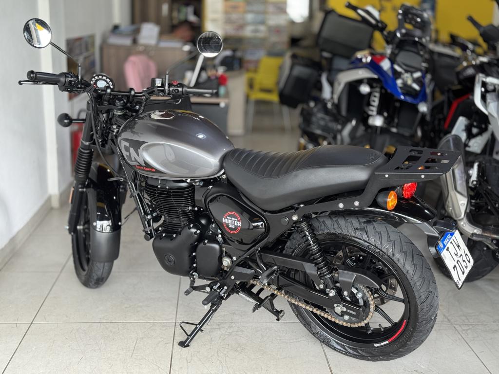 ROYAL ENFIELD Hunter 350 - Foto
