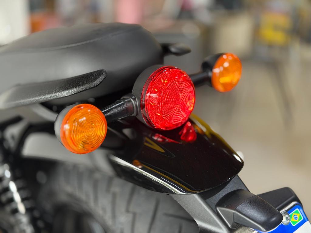 ROYAL ENFIELD Hunter 350 - Foto