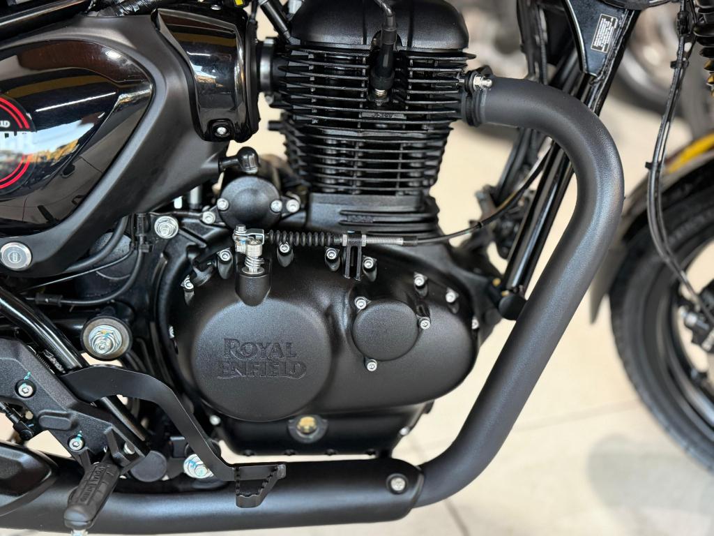 ROYAL ENFIELD Hunter 350 - Foto