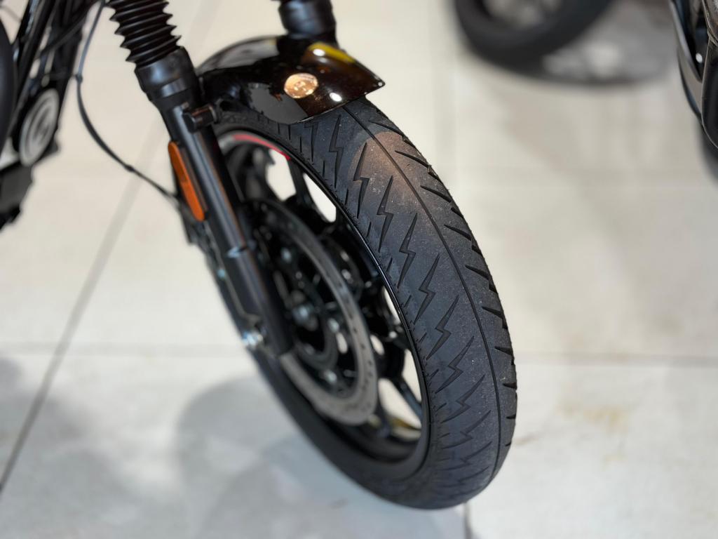 ROYAL ENFIELD Hunter 350 - Foto