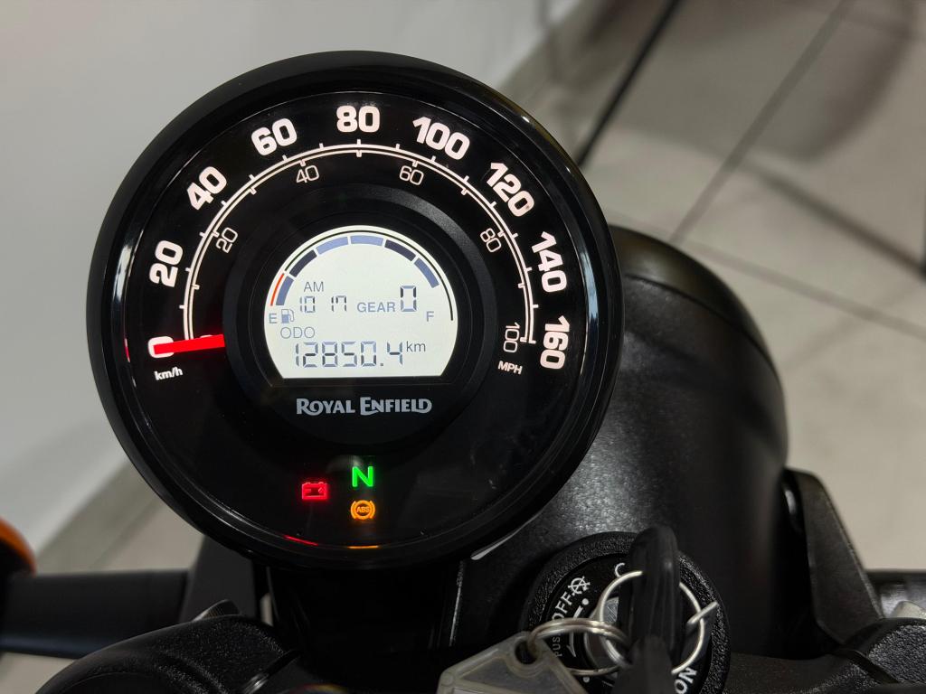 ROYAL ENFIELD Hunter 350 - Foto