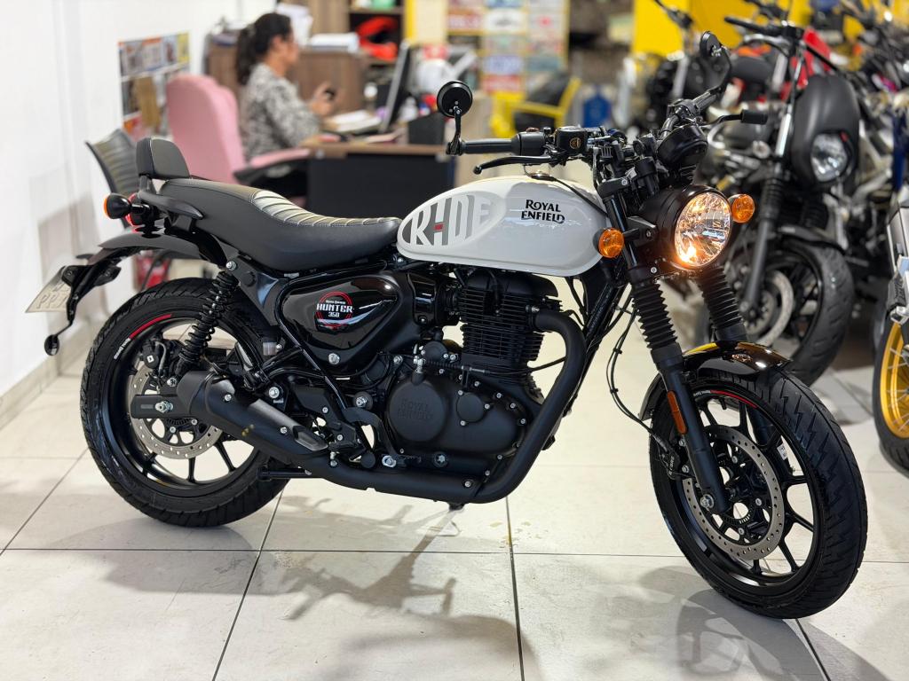 ROYAL ENFIELD Hunter 350
