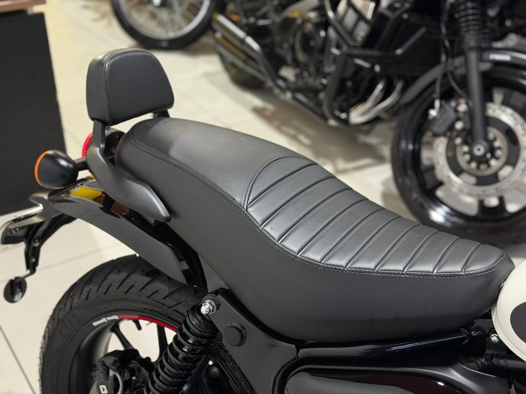 ROYAL ENFIELD Hunter 350 - Foto
