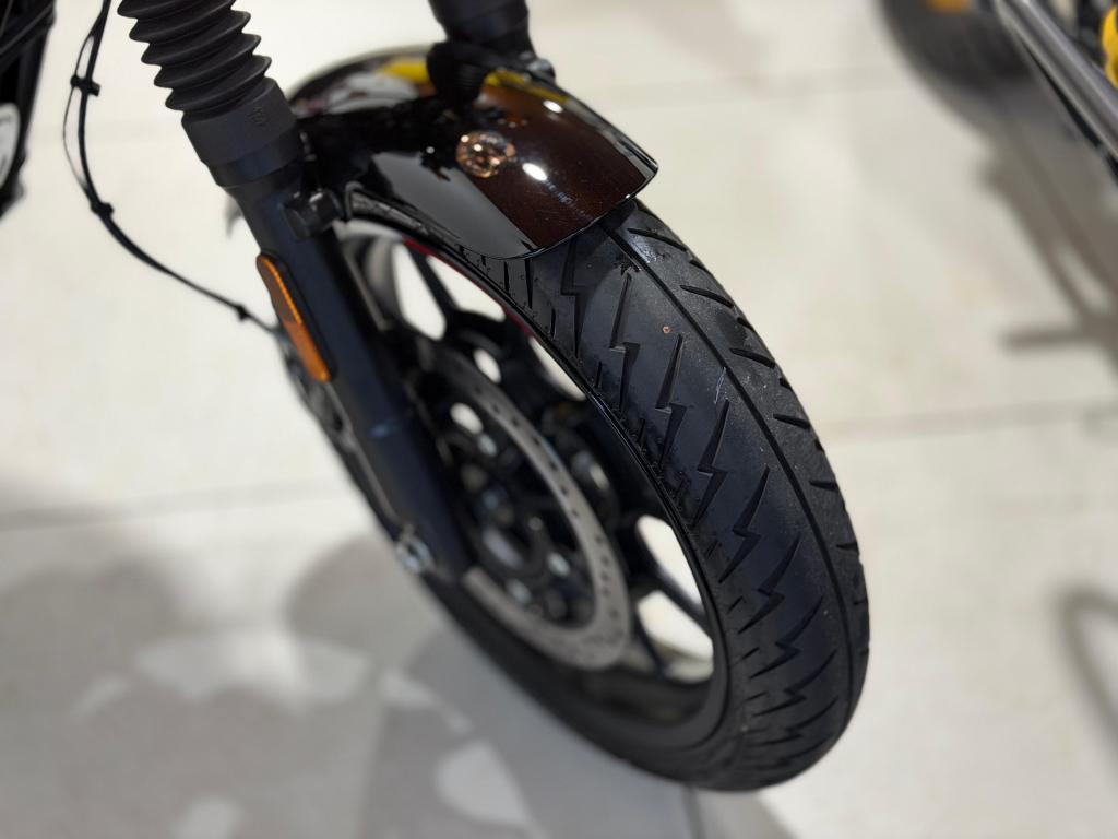 ROYAL ENFIELD Hunter 350 - Foto