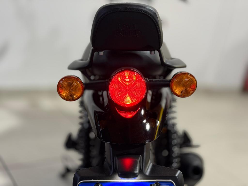 ROYAL ENFIELD Hunter 350 - Foto
