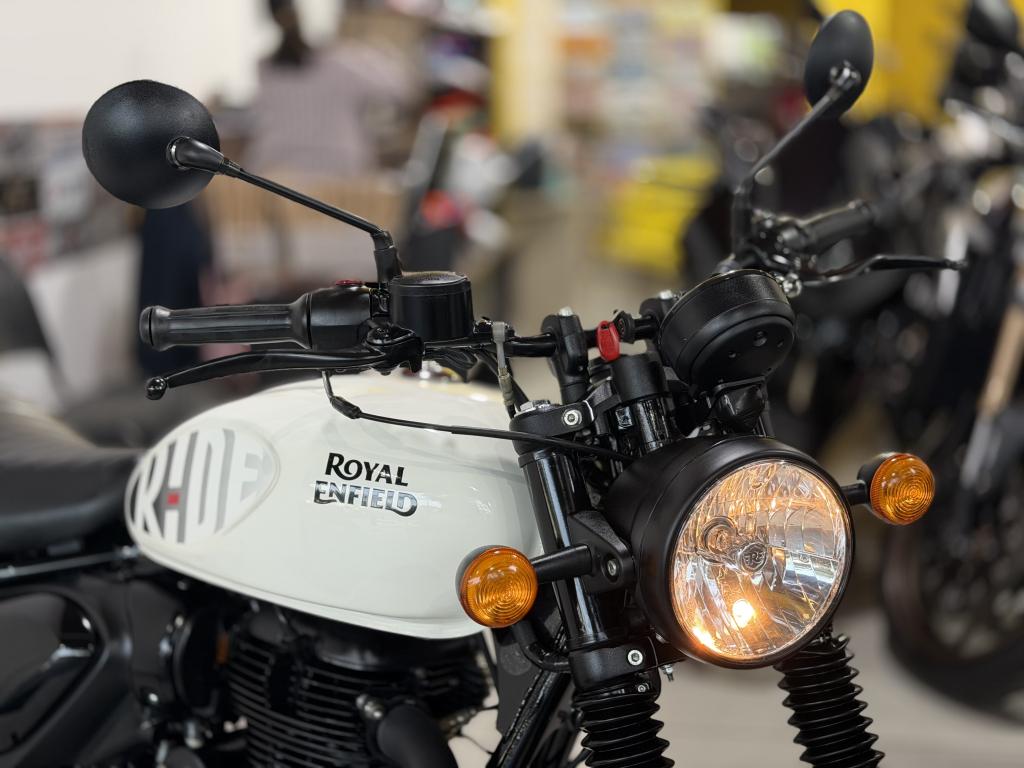 ROYAL ENFIELD Hunter 350 - Foto
