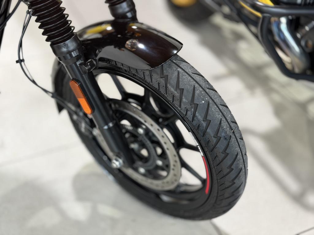 ROYAL ENFIELD Hunter 350 - Foto