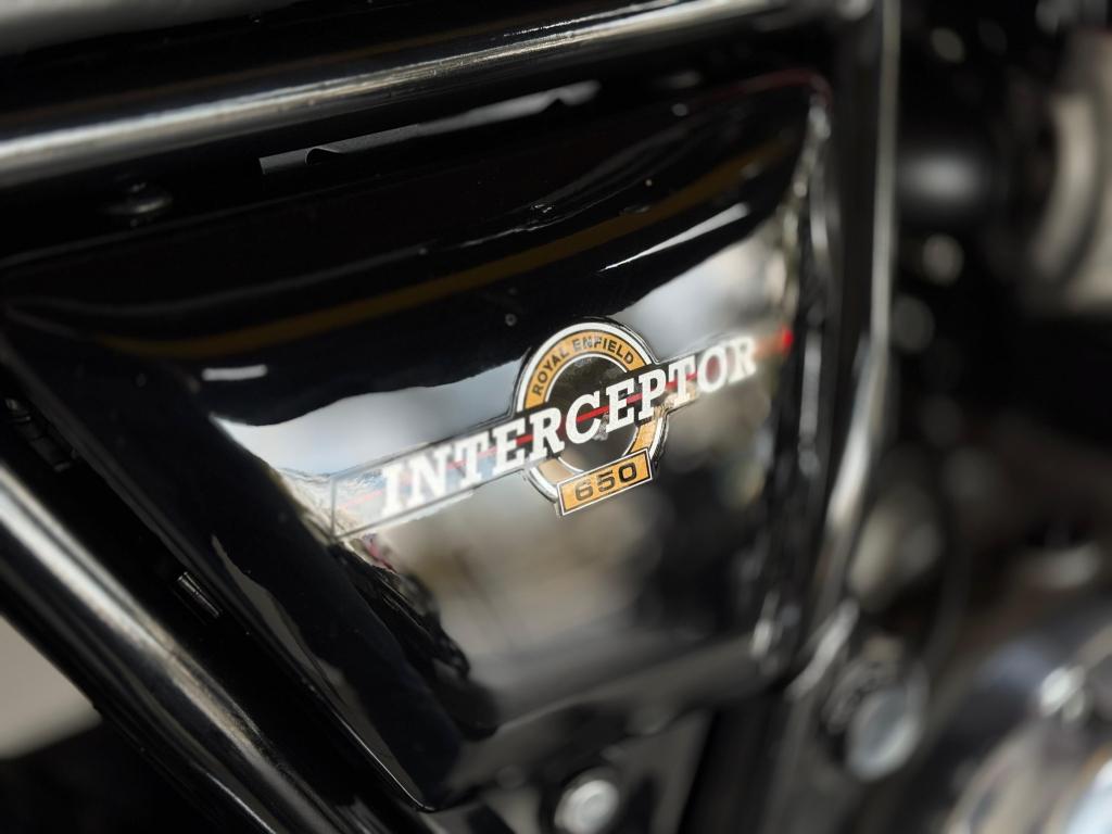 ROYAL ENFIELD Interceptor 650 - Foto