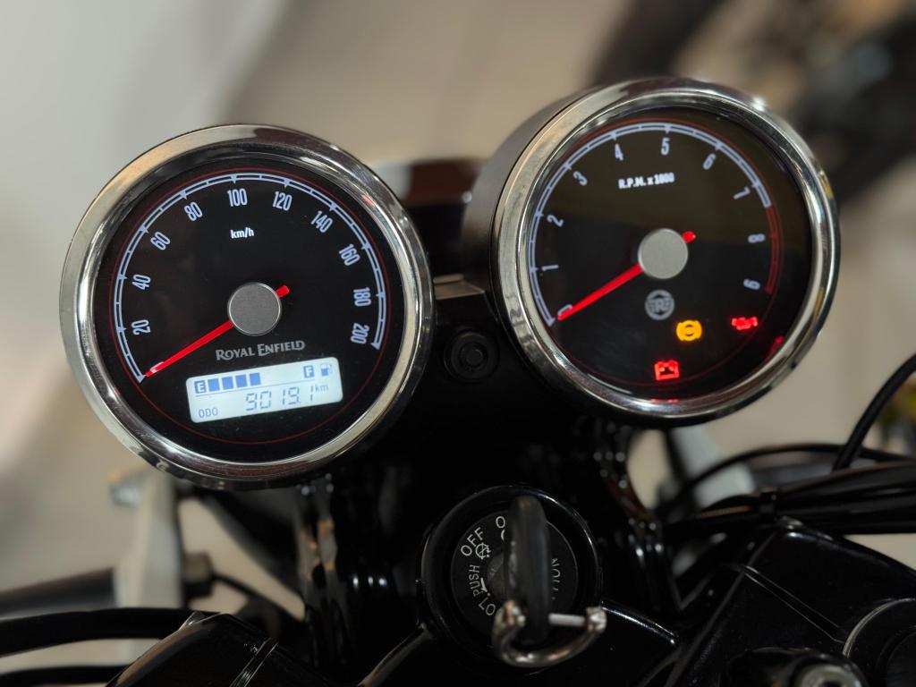 ROYAL ENFIELD Interceptor 650 - Foto