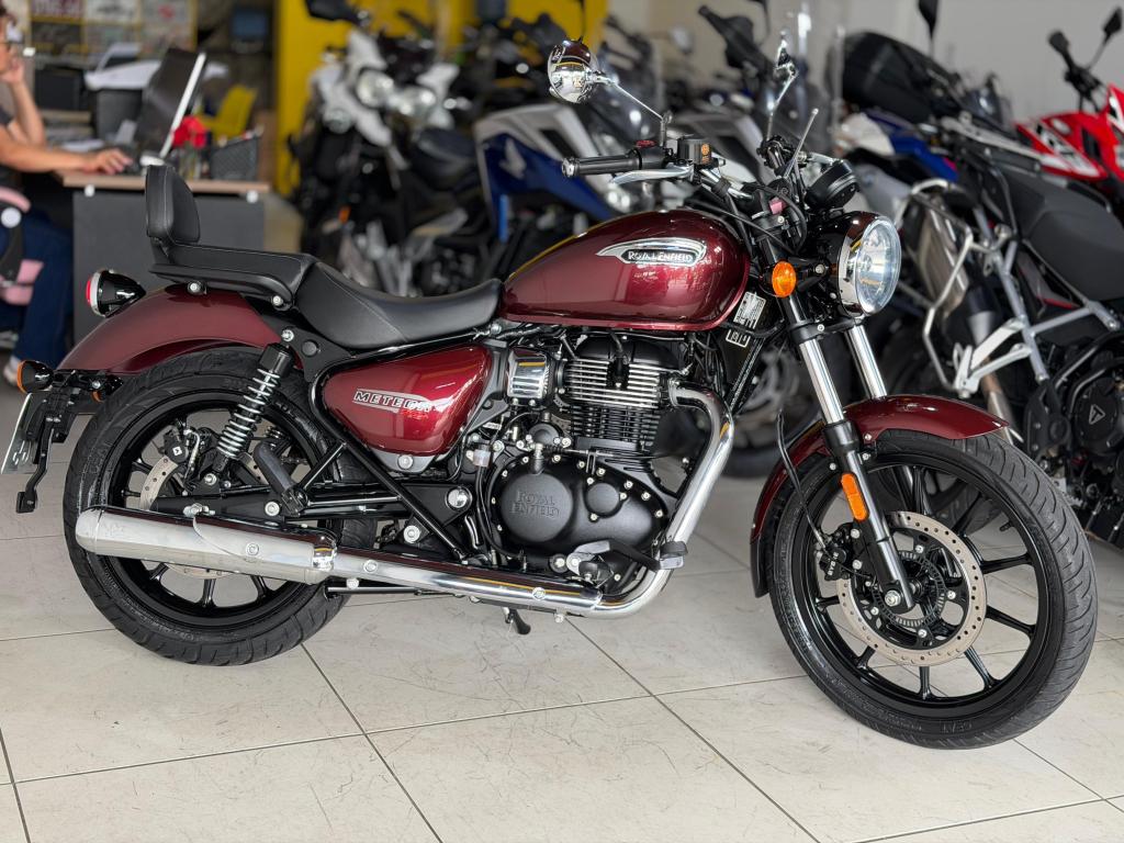ROYAL ENFIELD Meteor 350 - Foto