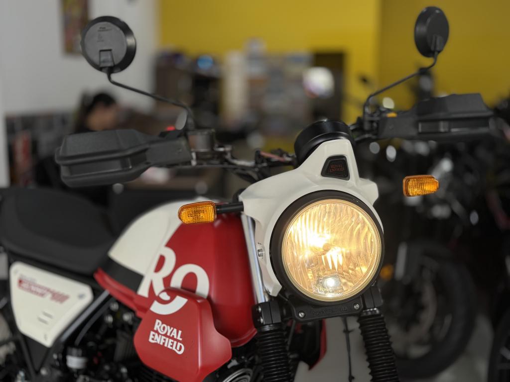 ROYAL ENFIELD Scram 411 - Foto