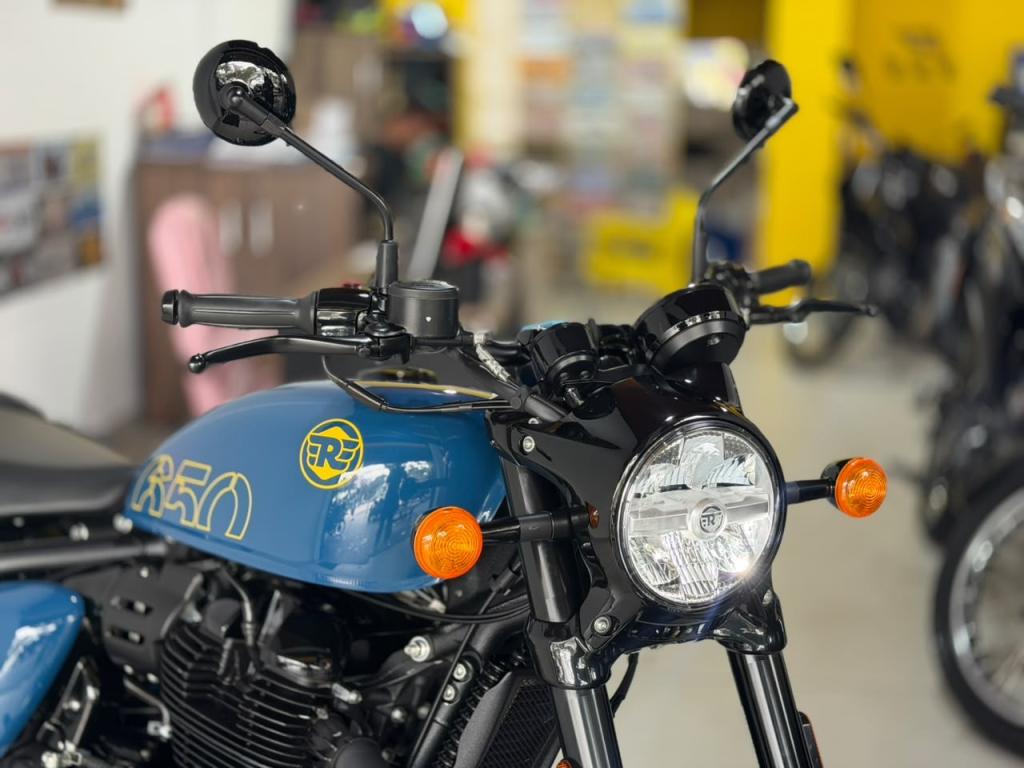 ROYAL ENFIELD Shotgun 650 - Foto