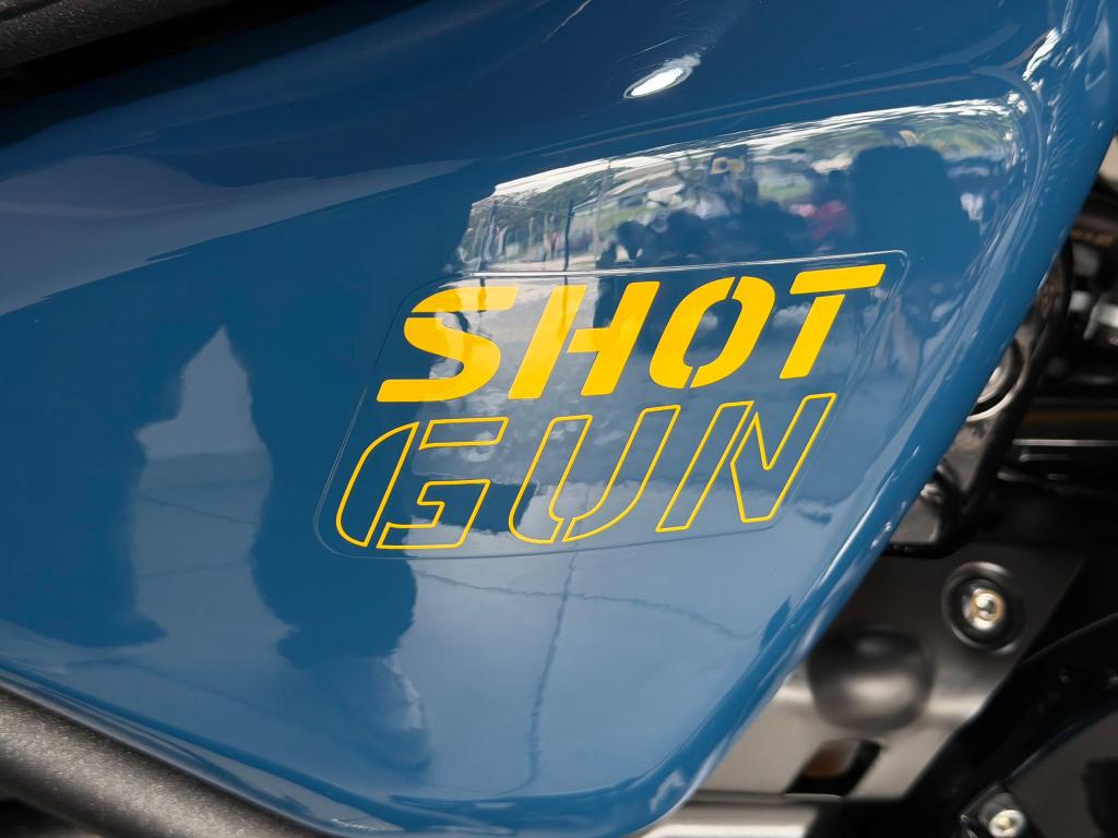ROYAL ENFIELD Shotgun 650 - Foto