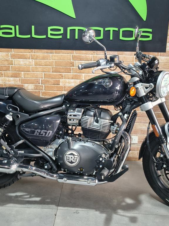ROYAL ENFIELD Super Meteor 650 - Foto