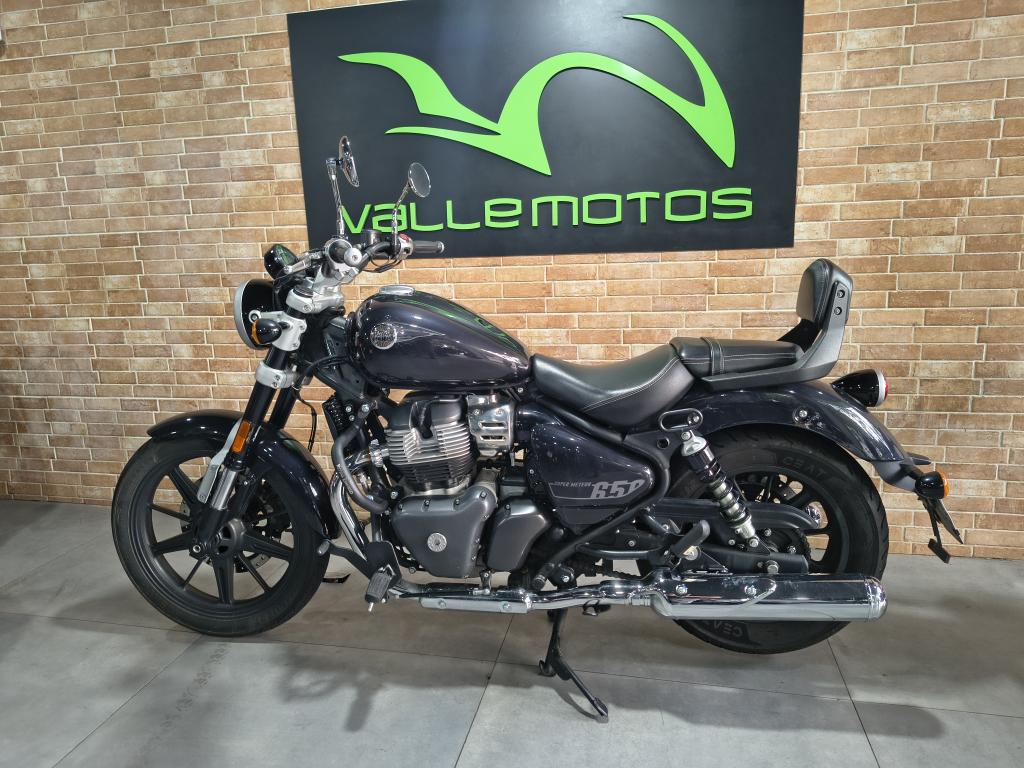ROYAL ENFIELD Super Meteor 650 - Foto