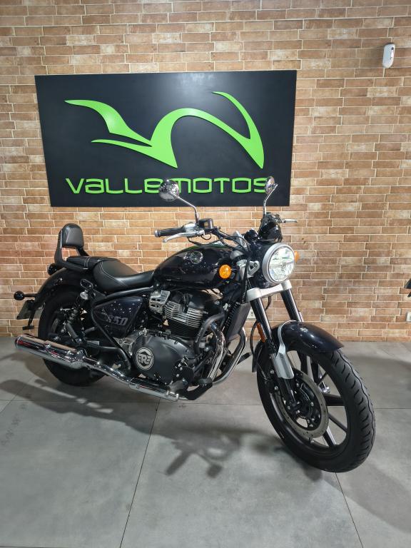 ROYAL ENFIELD Super Meteor 650 - Foto