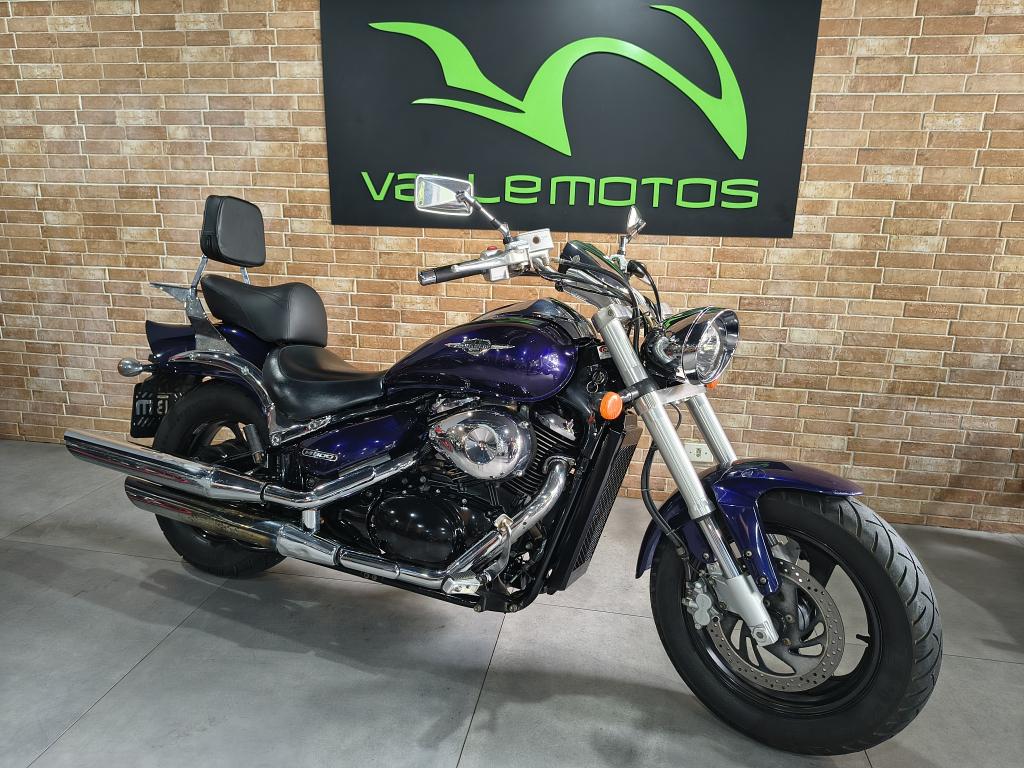 SUZUKI Boulevard M 800