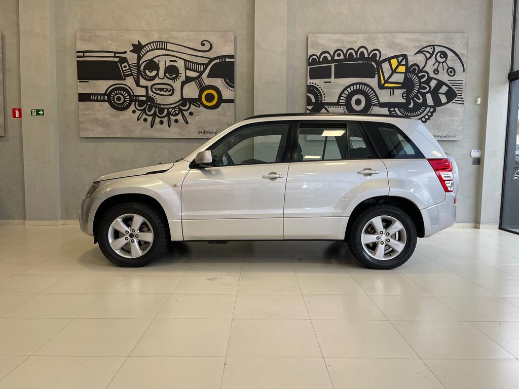 SUZUKI Grand Vitara - Foto