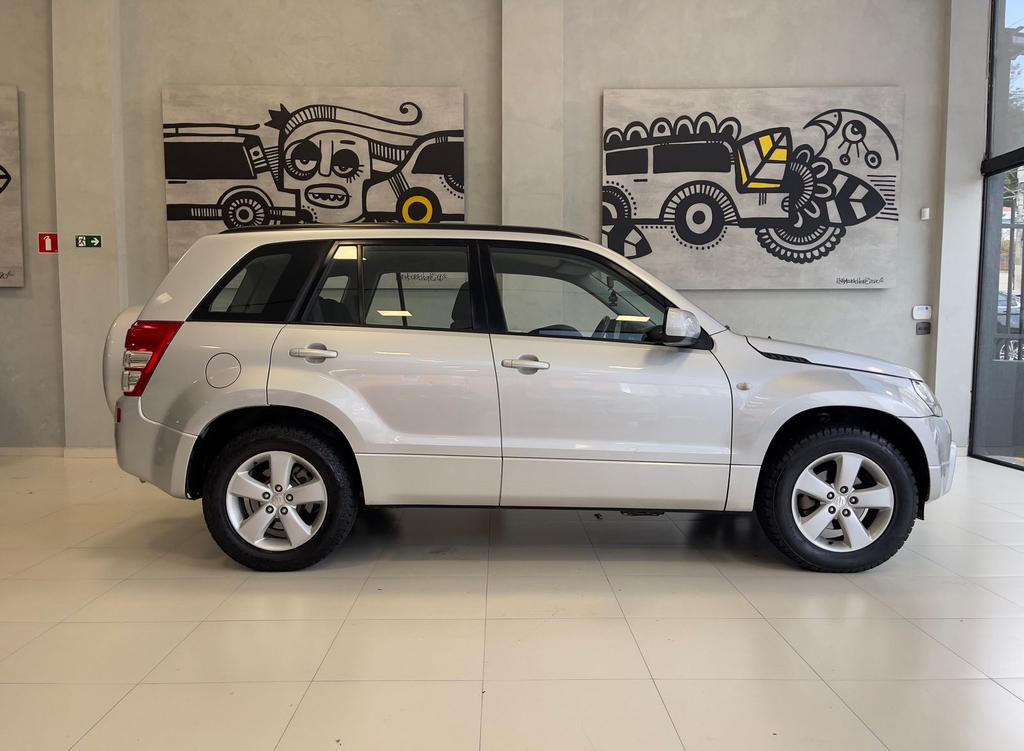 SUZUKI Grand Vitara - Foto