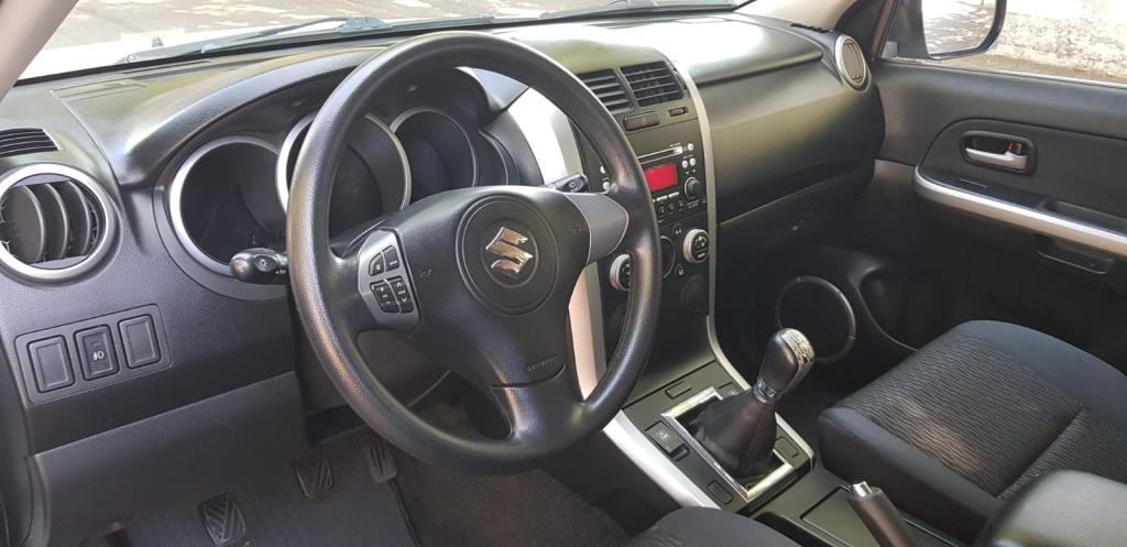 SUZUKI Grand Vitara - Foto