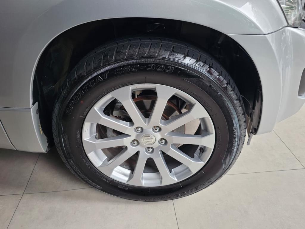 SUZUKI Grand Vitara - Foto